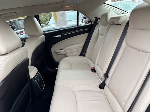 Used 2022 Chrysler 300 Touring L w/ Popular Equipment Group image 30