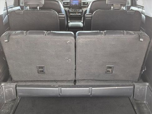 Used 2021 Ford Explorer Limited w/ Equipment Group 301A image 6