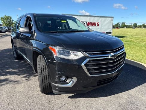 Used 2018 Chevrolet Traverse Premier AWD/4WD image 14