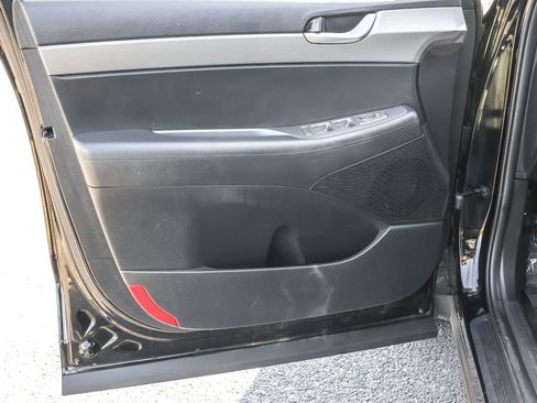 Used 2023 Hyundai Palisade SE w/ Cargo Package image 37