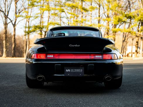 Used 1996 Porsche 911 Turbo image 10