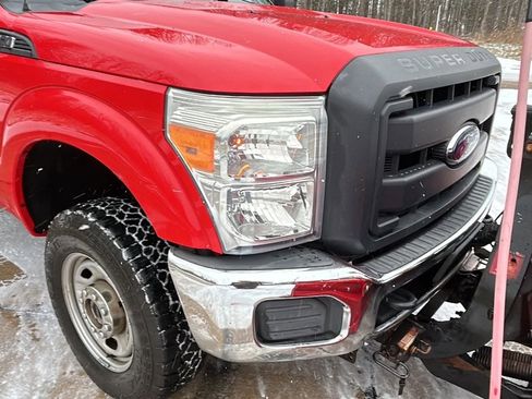 Used 2016 Ford F250 XL w/ Power Equipment Group image 3