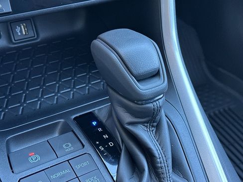 New 2025 Toyota RAV4 XLE image 21