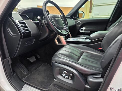 Used 2016 Land Rover Range Rover HSE image 14