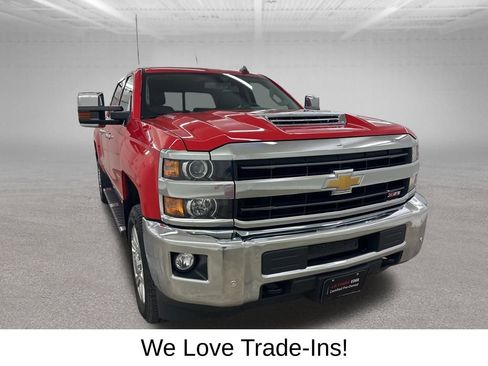 Used 2019 Chevrolet Silverado 2500 LTZ w/ Duramax Plus Package AWD/4WD image 3