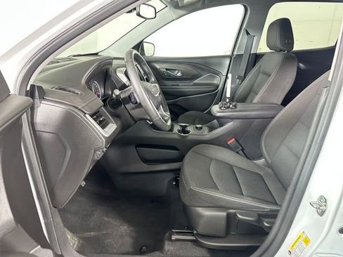 Used 2023 GMC Terrain SLE w/ Elevation Edition image 11