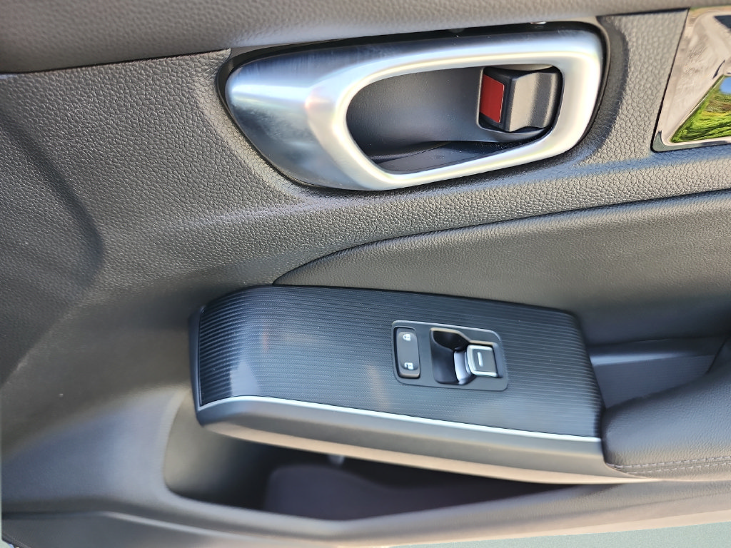 Used 2024 Honda Civic Touring image 25