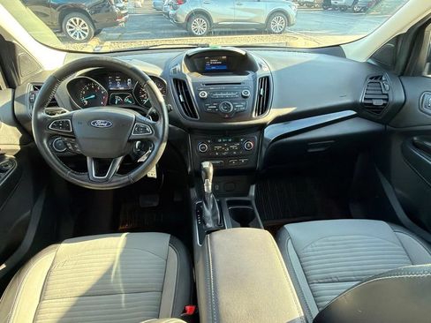 Used 2018 Ford Escape SE w/ SE Sport Appearance Package AWD/4WD image 13