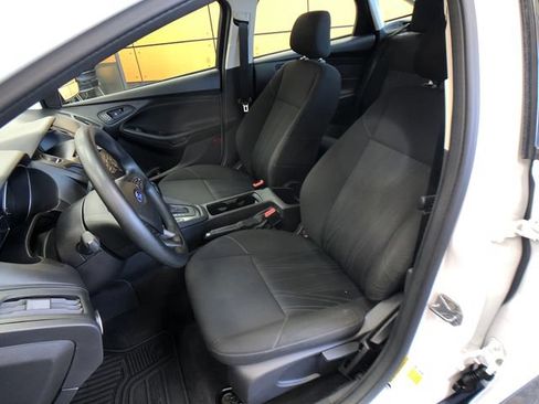 Used 2015 Ford Focus S FWD image 10