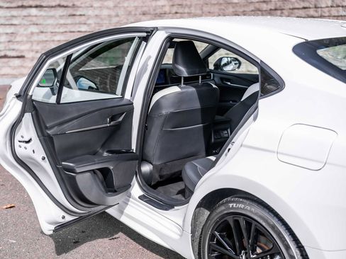 Certified 2025 Toyota Camry SE image 20