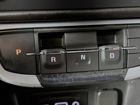 Used 2023 GMC Terrain SLT AWD/4WD image 24