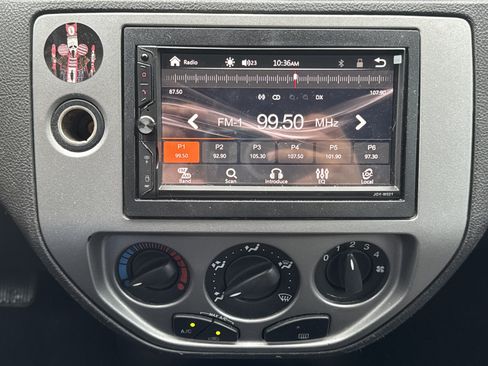 Used 2007 Ford Focus S FWD image 17