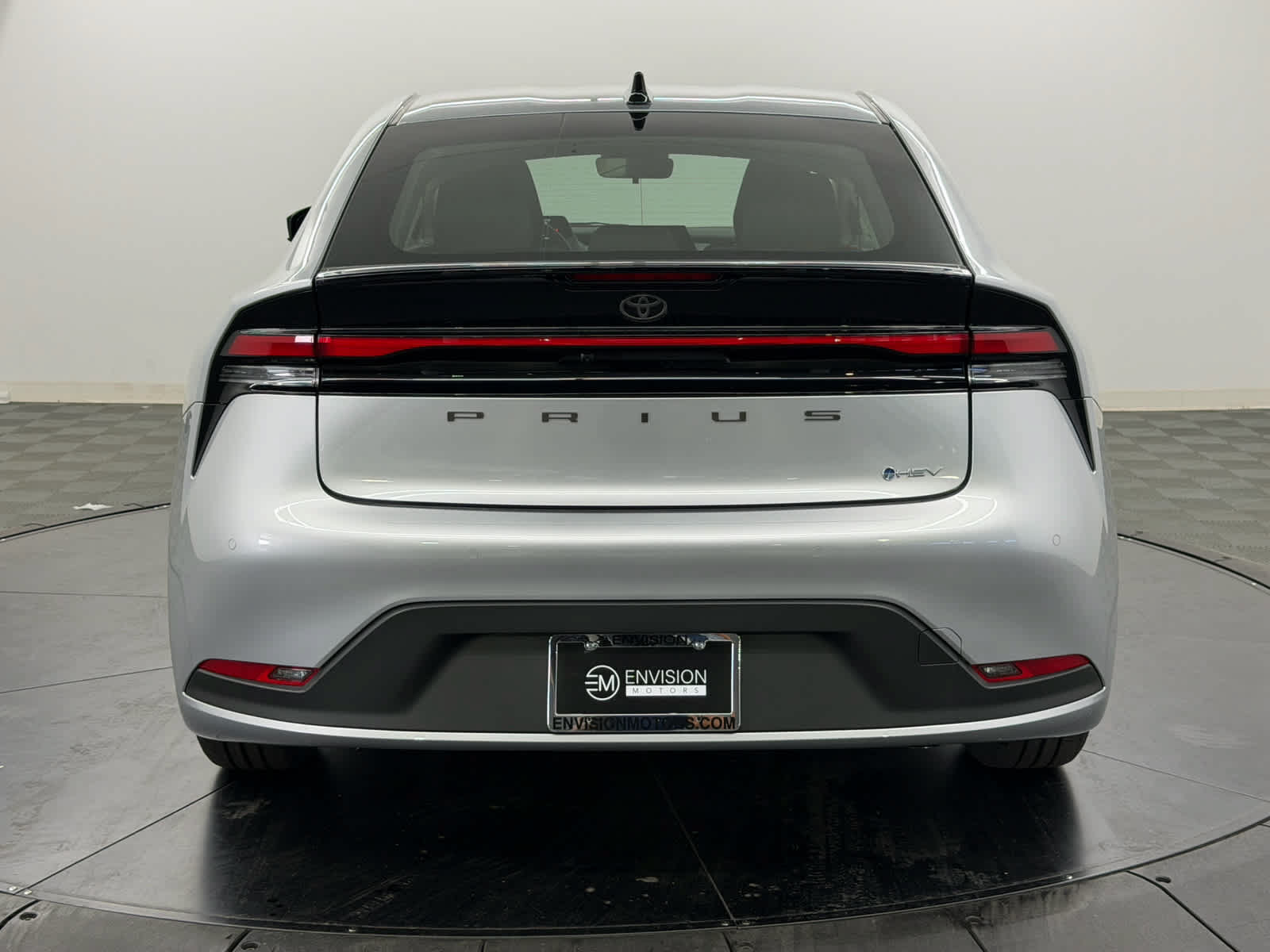 New 2027 Toyota Prius LE FWD image 9
