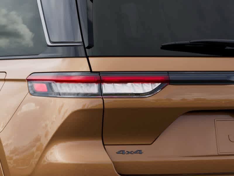 New 2027 Jeep Grand Cherokee Summit AWD/4WD image 9