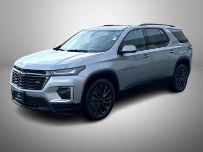 Used 2023 Chevrolet Traverse RS