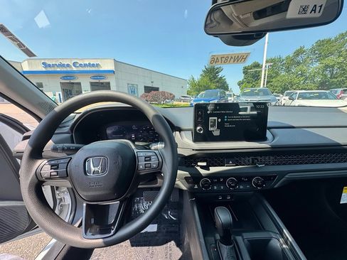 New 2026 Honda Accord SE image 10