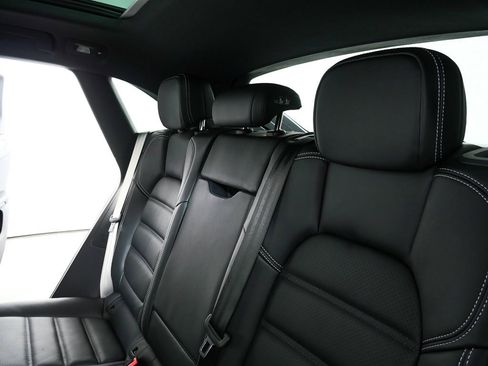 New 2026 Porsche Macan S image 20