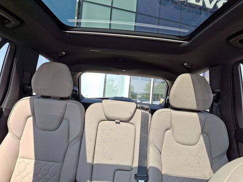 New 2026 Volvo XC90 B6 Core w/ Protection Package Premier AWD/4WD image 13