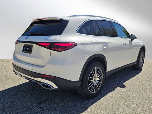 New 2026 Mercedes-Benz GLC 300 4MATIC image 3