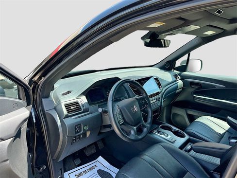 Used 2023 Honda Passport TrailSport image 9