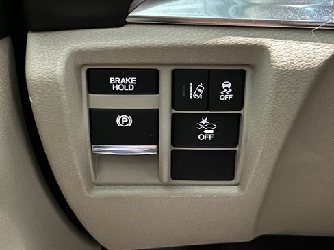 Used 2018 Acura MDX SH-AWD w/ Technology Package image 33