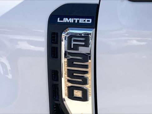 Certified 2024 Ford F250 Limited w/ FX4 Off-Road Package image 30