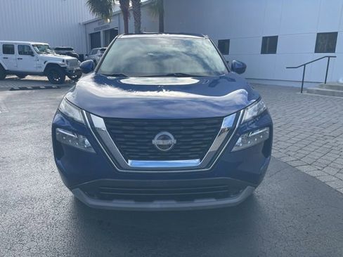 Used 2023 Nissan Rogue SV image 8