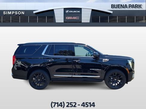 Used 2026 GMC Yukon Denali w/ Sun & Power Step Package AWD/4WD image 9