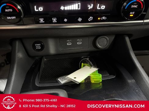 Certified 2025 Nissan Rogue SV AWD/4WD image 20