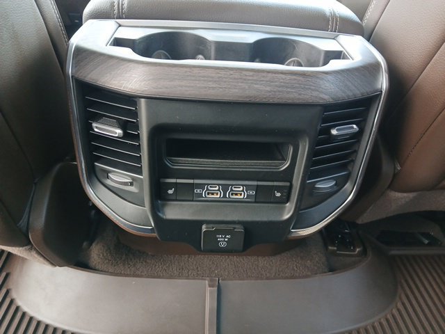 Used 2025 RAM 1500 Laramie AWD/4WD image 15