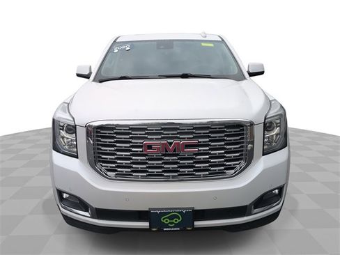 Used 2020 GMC Yukon Denali w/ Denali Premium Package image 1