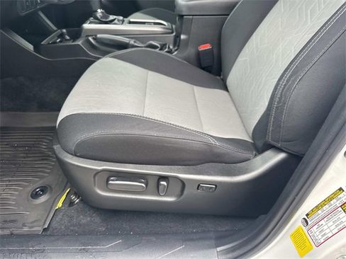 Used 2023 Toyota Tacoma TRD Sport image 18