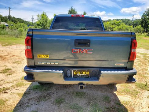 Used 2014 GMC Sierra 1500 SLE w/ All-Terrain Package AWD/4WD image 9