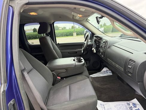 Used 2011 Chevrolet Silverado 1500 LT w/ All-Star Edition AWD/4WD image 36