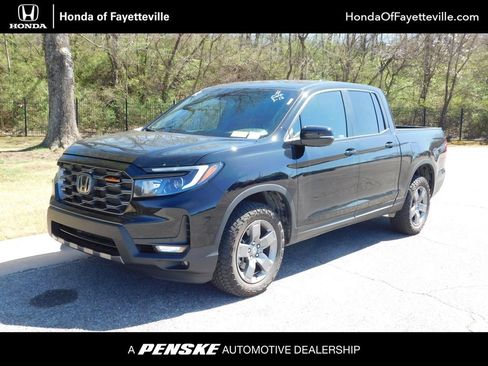 Certified 2025 Honda Ridgeline TrailSport image 1