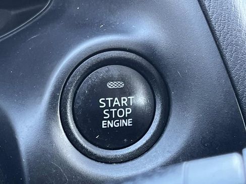 Used 2014 MAZDA MAZDA3 i Touring FWD image 29