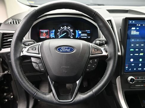 Used 2024 Ford Edge SEL image 18