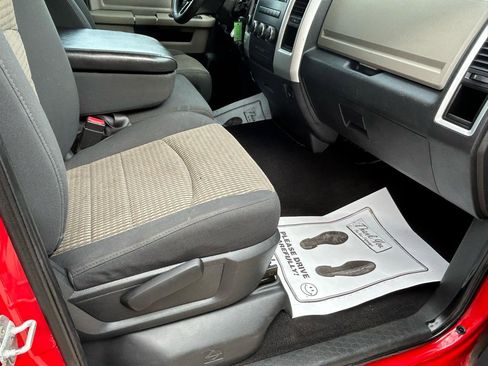 Used 2012 RAM 1500 Classic SLT AWD/4WD image 12