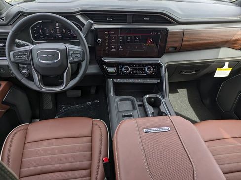 New 2026 GMC Sierra 2500 Denali Ultimate w/ LPO, Black Badging Package AWD/4WD image 16