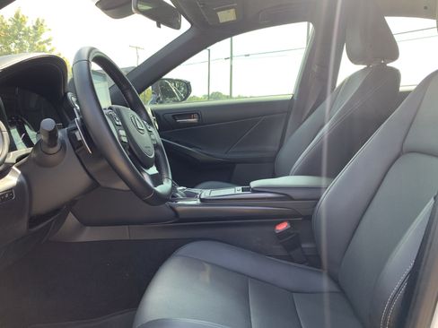 Used 2024 Lexus IS 350 F Sport RWD image 16