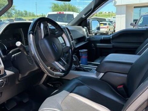 Certified 2019 Ford F150 Platinum w/ Equipment Group 701A Luxury AWD/4WD image 7