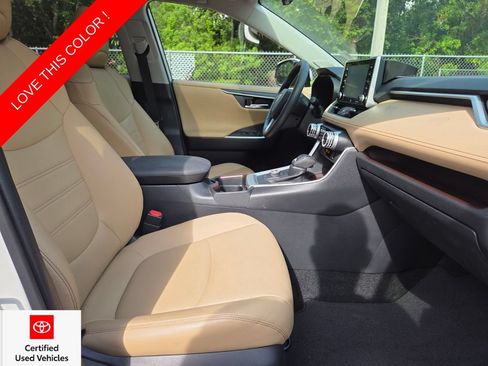 Certified 2021 Toyota RAV4 Limited AWD/4WD image 14