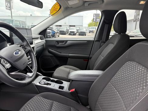 Used 2023 Ford Escape Active w/ Tech Pack #1 AWD/4WD image 13