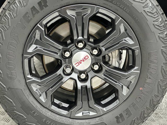 Used 2024 GMC Canyon Elevation w/ Convenience Package AWD/4WD image 10