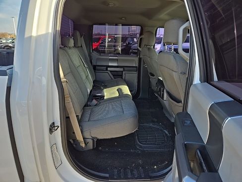 Used 2019 Ford F150 XLT w/ Equipment Group 302A Luxury image 19