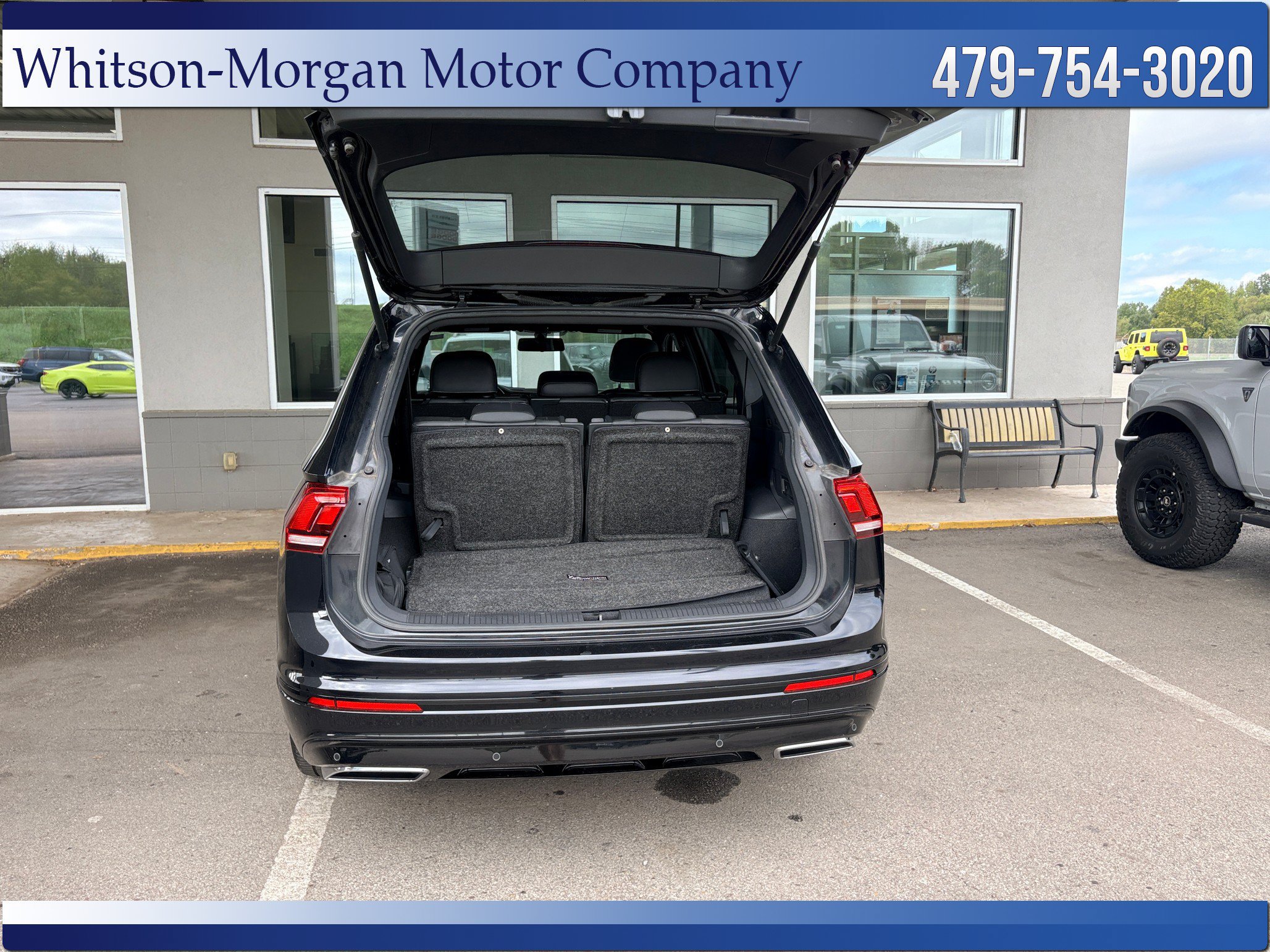 Used 2021 Volkswagen Tiguan SE R-Line FWD image 32