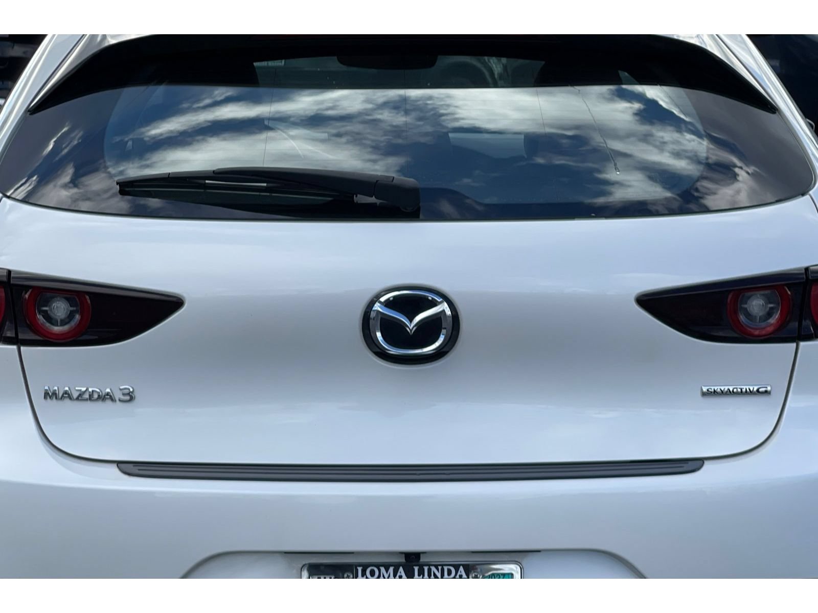 Used 2025 MAZDA MAZDA3 2.5 S Hatchback w/ Premium Pkg FWD image 15