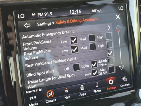 Used 2021 RAM 1500 Laramie image 38