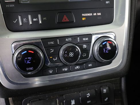 Used 2015 GMC Acadia SLT image 37