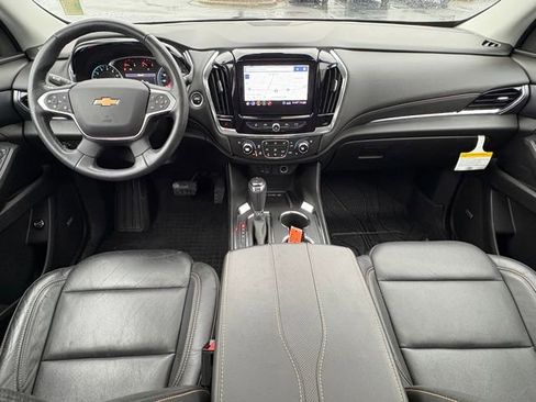 Used 2020 Chevrolet Traverse Premier image 16